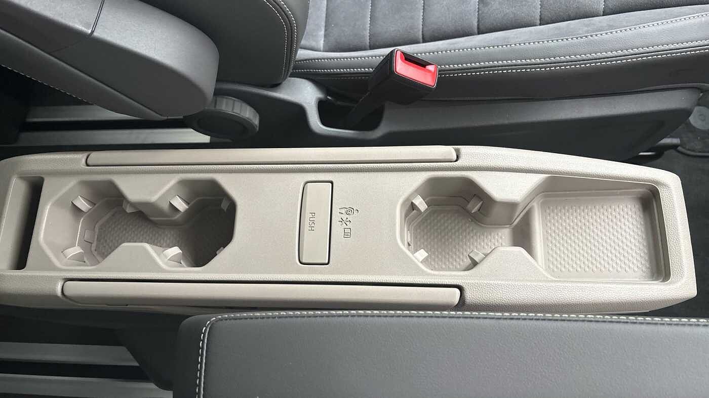 Volkswagen Multivan 2.0 TSI Style 5dr LWB DSG Petrol Estate