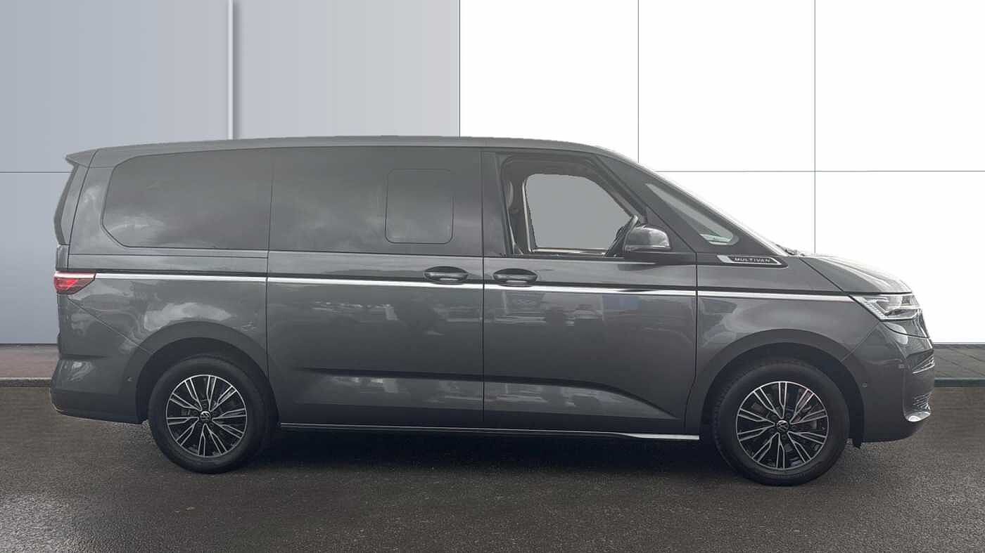 Volkswagen Multivan 2.0 TSI Style 5dr LWB DSG Petrol Estate
