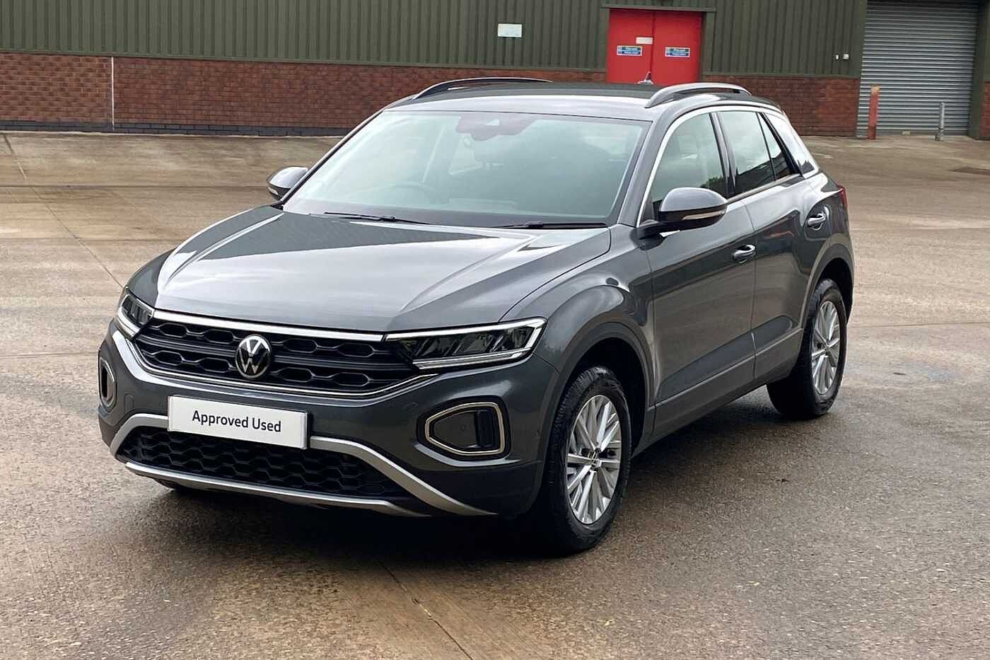 Volkswagen T-Roc 1.5 TSI Life SUV 5dr Petrol Manual Euro 6 (s/s) (150 ps)