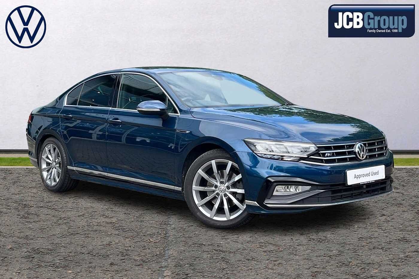 Volkswagen Passat 1.5 TSI (150ps) R-Line EVO Saloon
