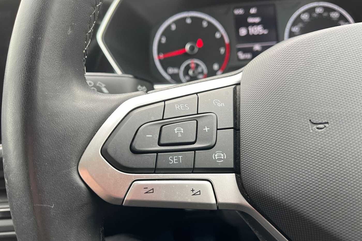 Volkswagen T-Cross 1.0 TSI (110ps) SEL Hatchback