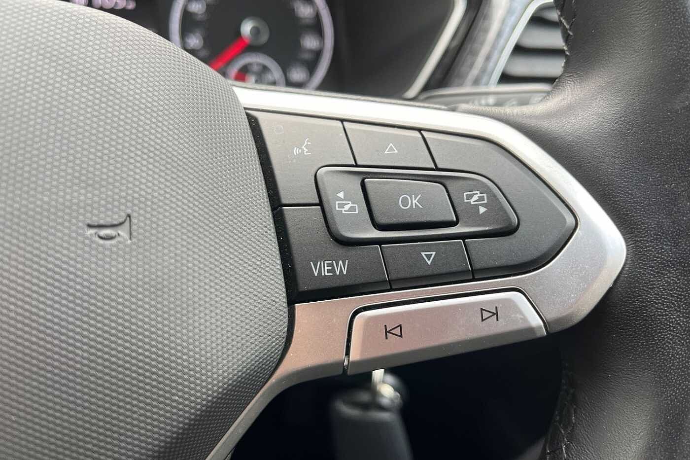 Volkswagen T-Cross 1.0 TSI (110ps) SEL Hatchback