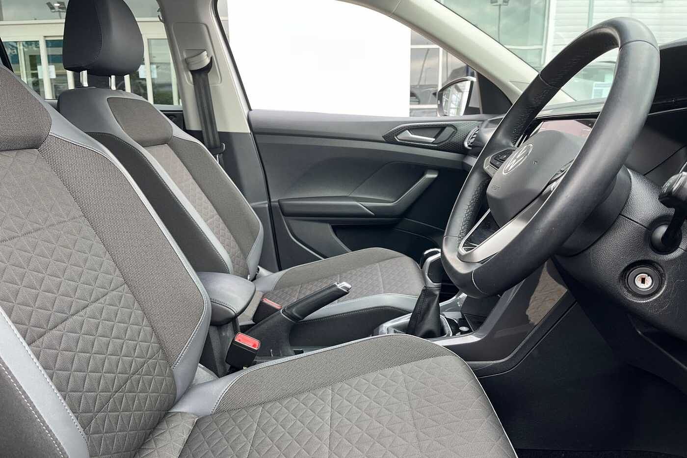 Volkswagen T-Cross 1.0 TSI (110ps) SEL Hatchback