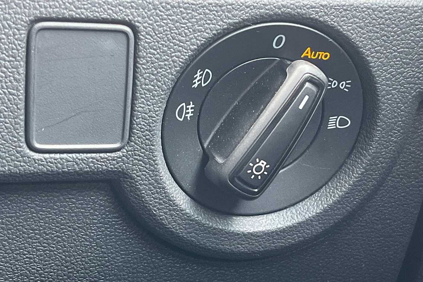 Volkswagen T-Cross 1.0 TSI (110ps) SEL Hatchback