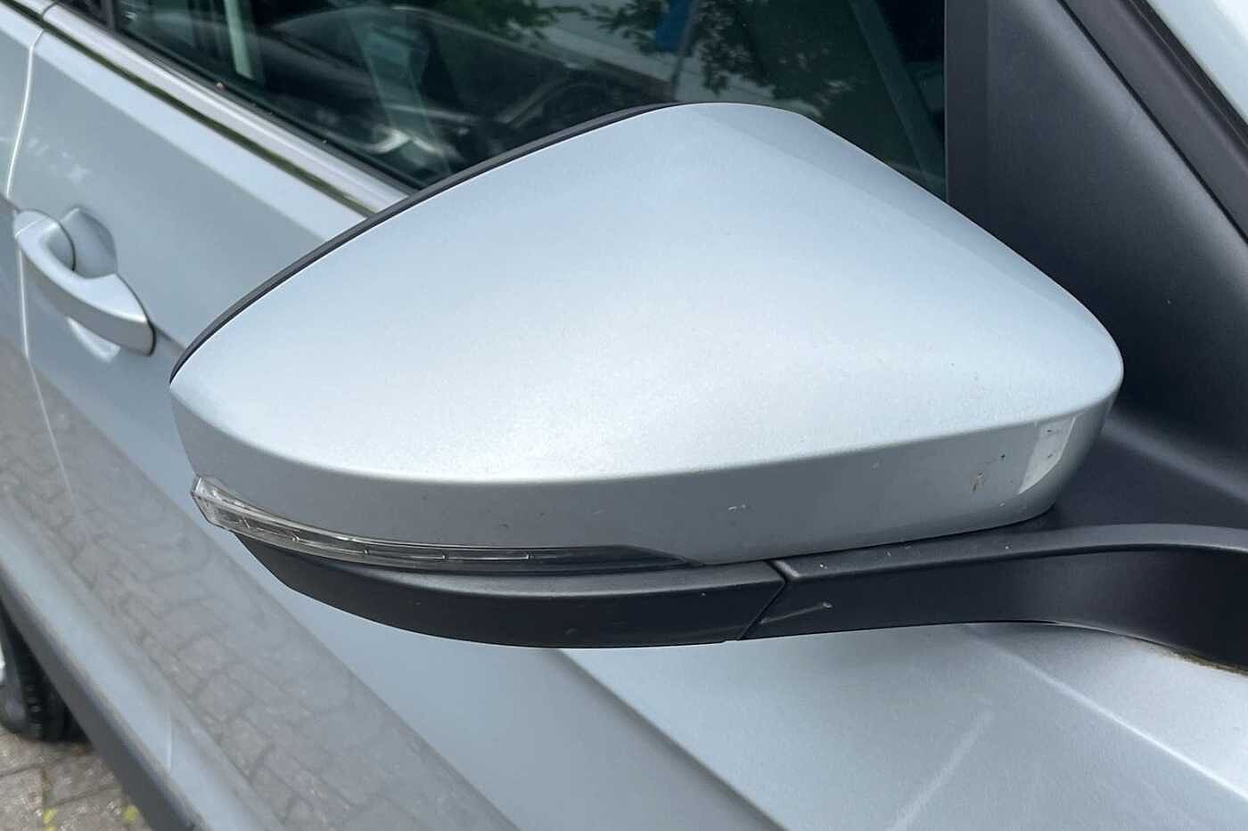 Volkswagen T-Cross 1.0 TSI (110ps) SEL Hatchback