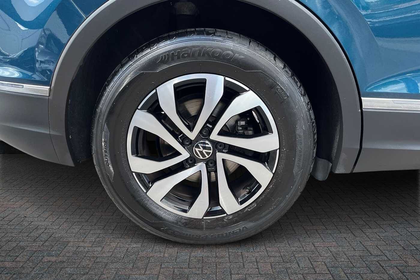 Volkswagen Tiguan 1.5 TSI Active SUV 5dr Petrol DSG Euro 6 (s/s) (150 ps)
