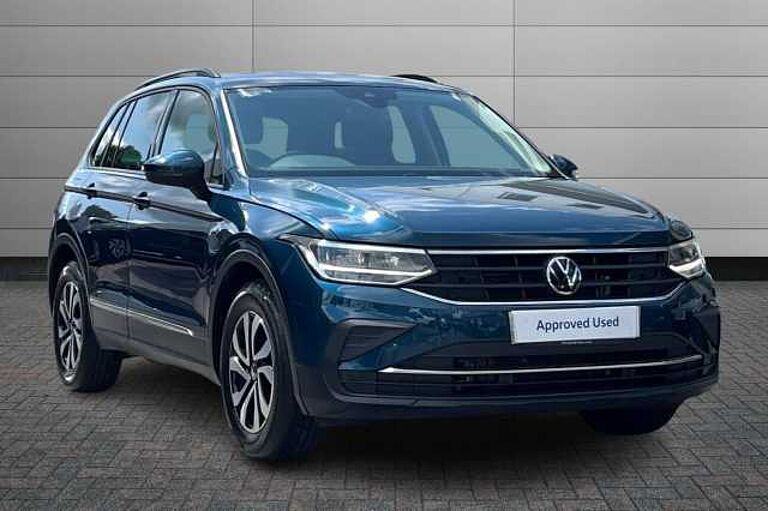 Volkswagen Tiguan 1.5 TSI Active SUV 5dr Petrol DSG Euro 6 (s/s) (150 ps)