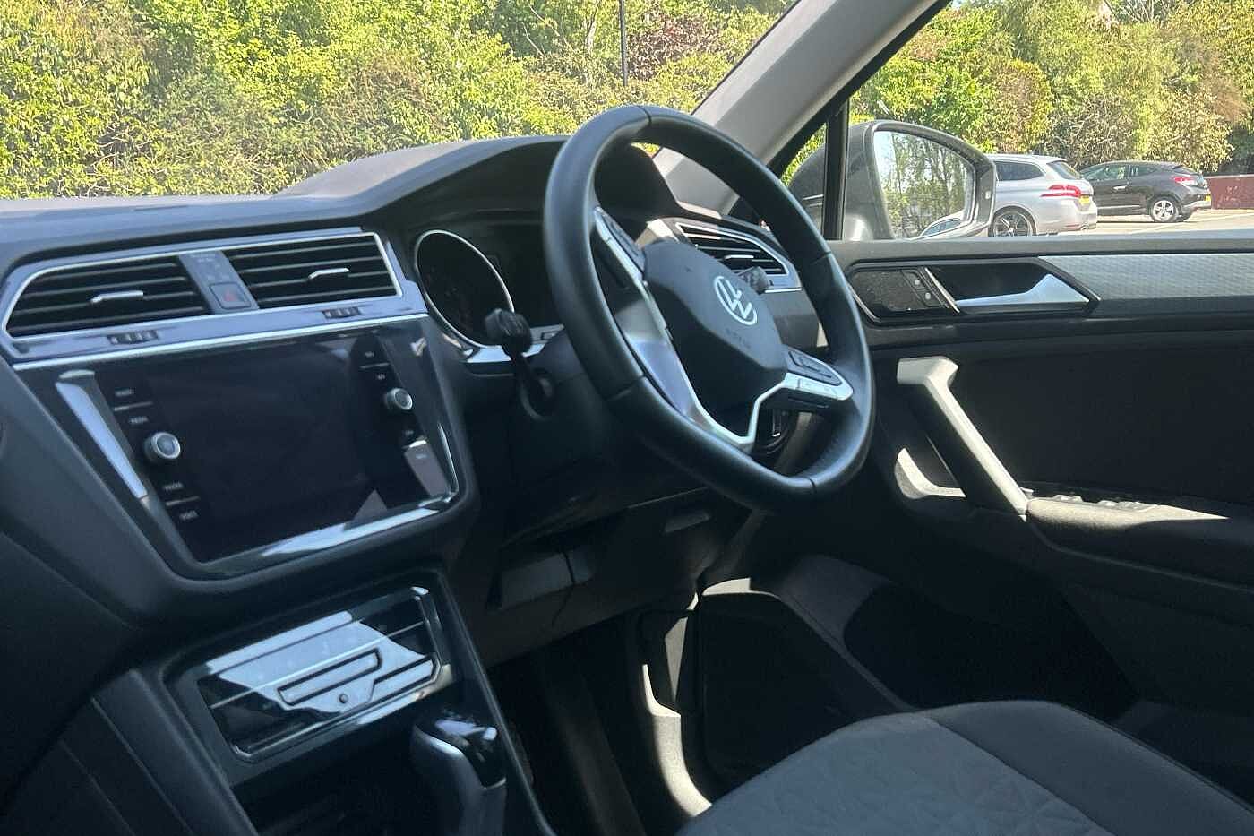Volkswagen Tiguan 1.5 TSI (150ps) Life EVO DSG 5 door