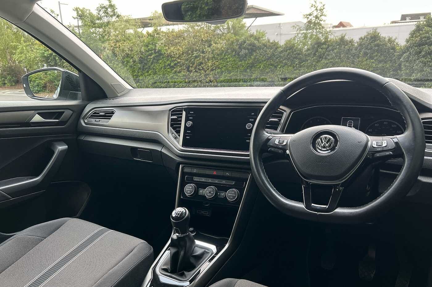 Volkswagen T-ROC 2017 1.0 TSI Design 115PS