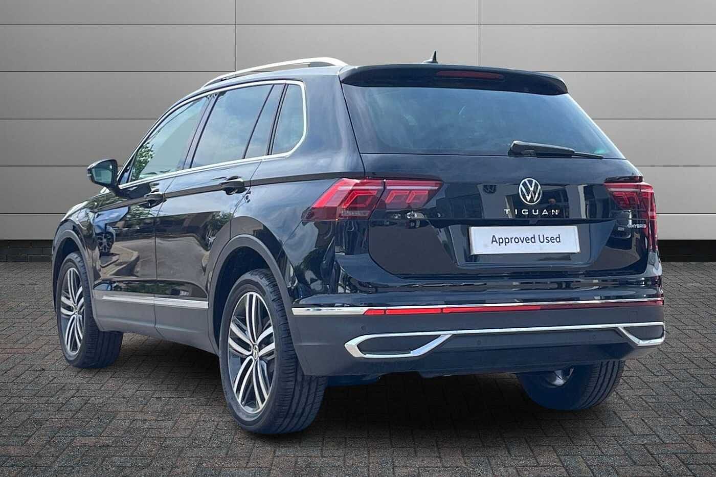 Volkswagen Tiguan 1.4 TSI 13kWh Elegance SUV 5dr Petrol Plug-in Hybrid DSG Euro 6 (s/s) (245 ps)