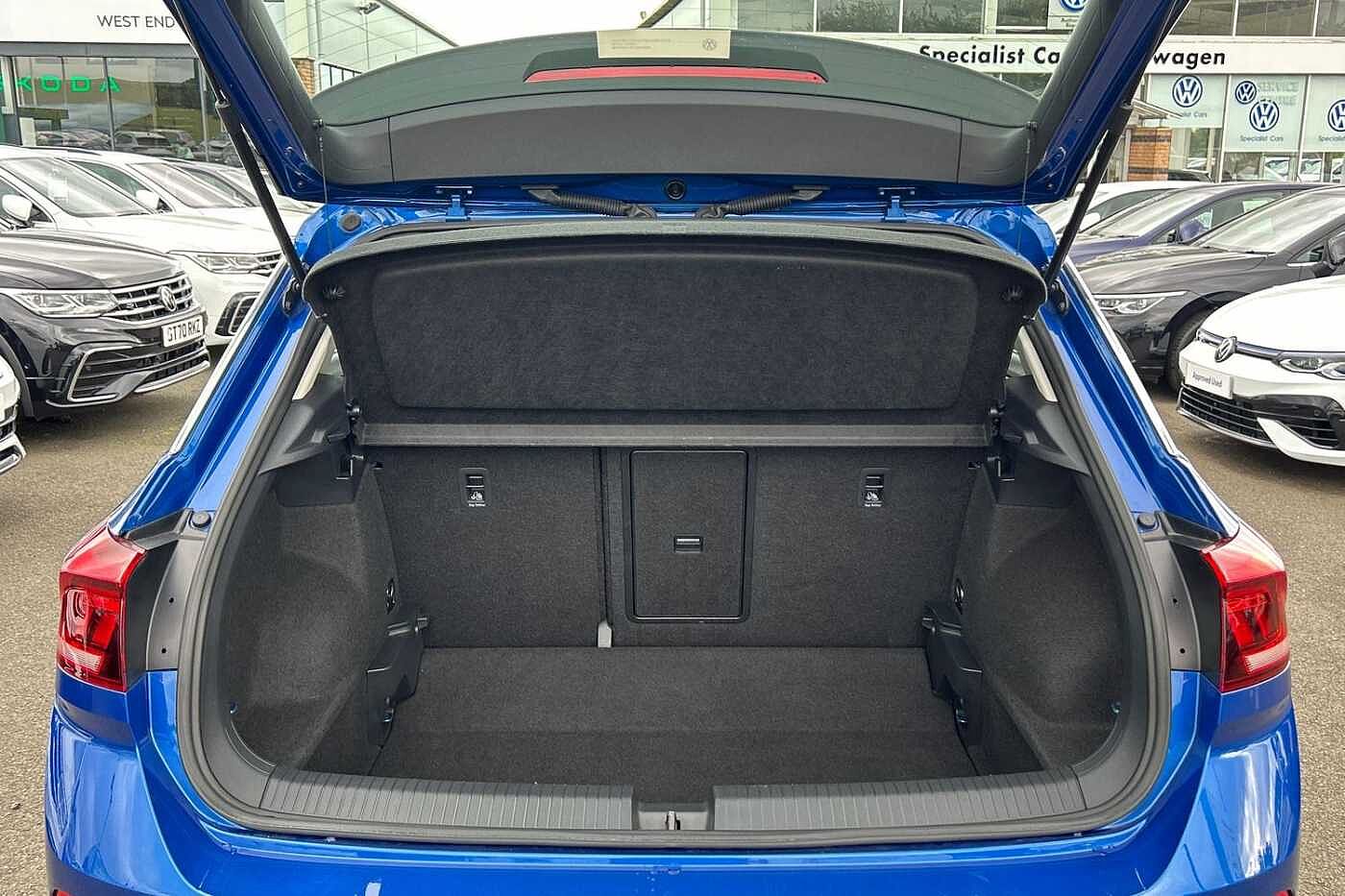 Volkswagen T-ROC Mark 1 Facelift (2022) 1.0 TSI Life 110PS