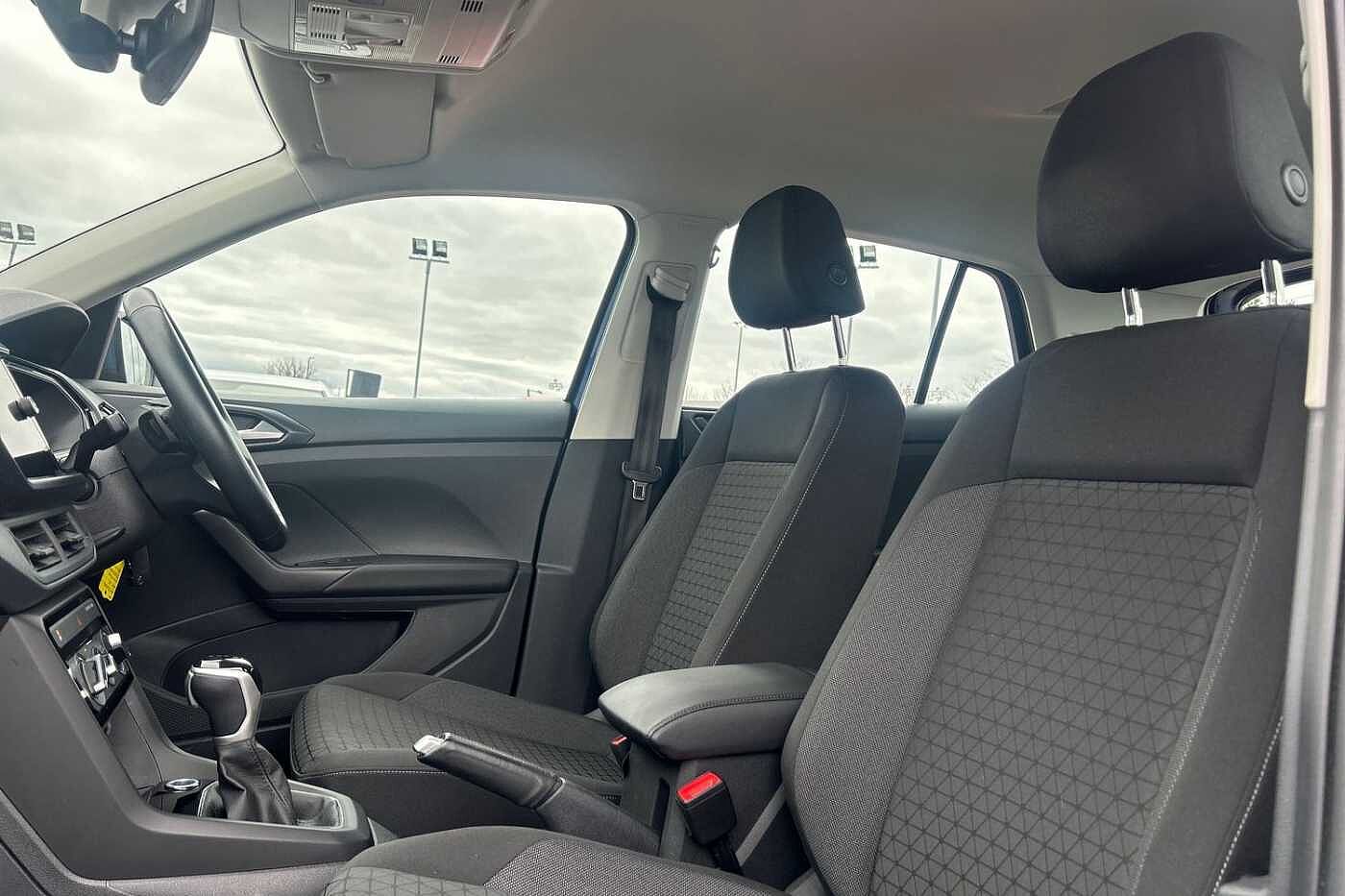 Volkswagen T-Cross 1.0 TSI (110ps) SE DSG Hatchback
