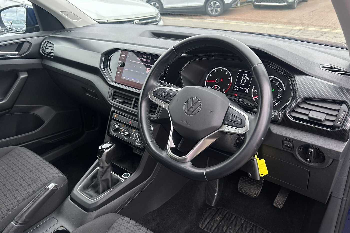 Volkswagen T-Cross 1.0 TSI (110ps) SE DSG Hatchback