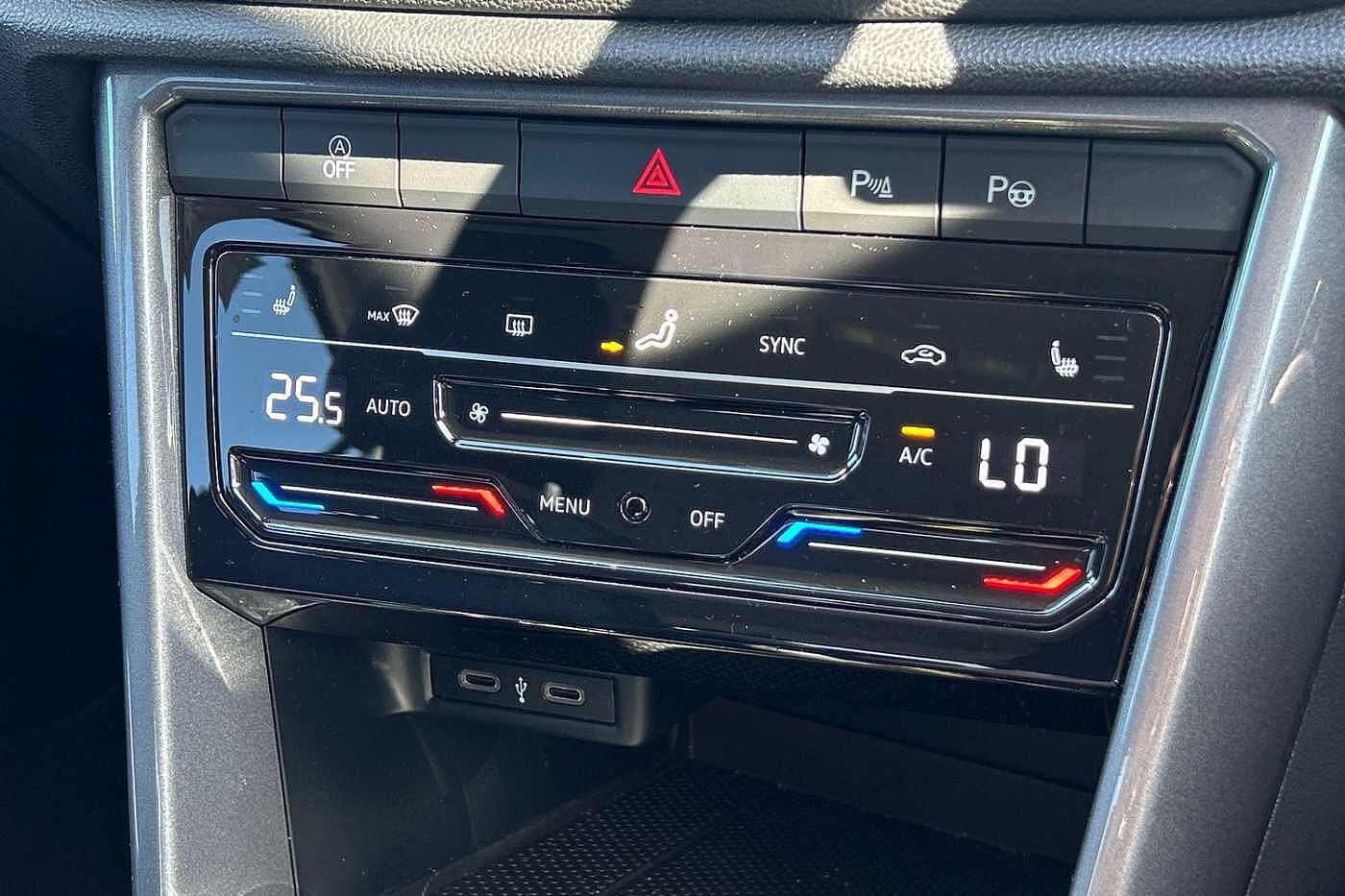 Volkswagen T-ROC Mark 1 Facelift (2022) 1.5 TSI Style 150PS