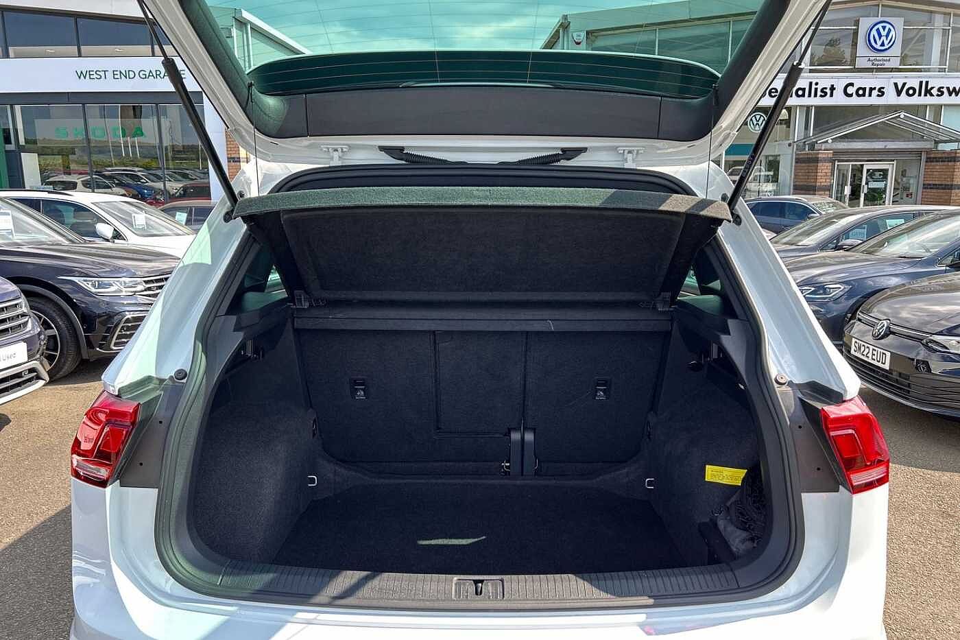 Volkswagen Tiguan 1.5 TSI (150ps) R-Line Edition EVO DSG