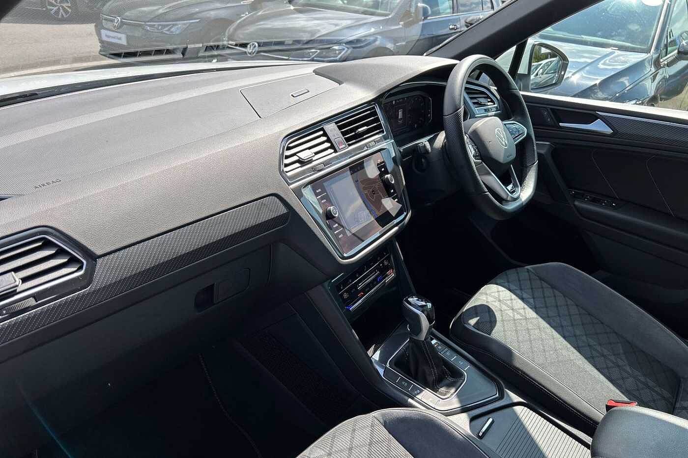 Volkswagen Tiguan 1.5 TSI (150ps) R-Line Edition EVO DSG