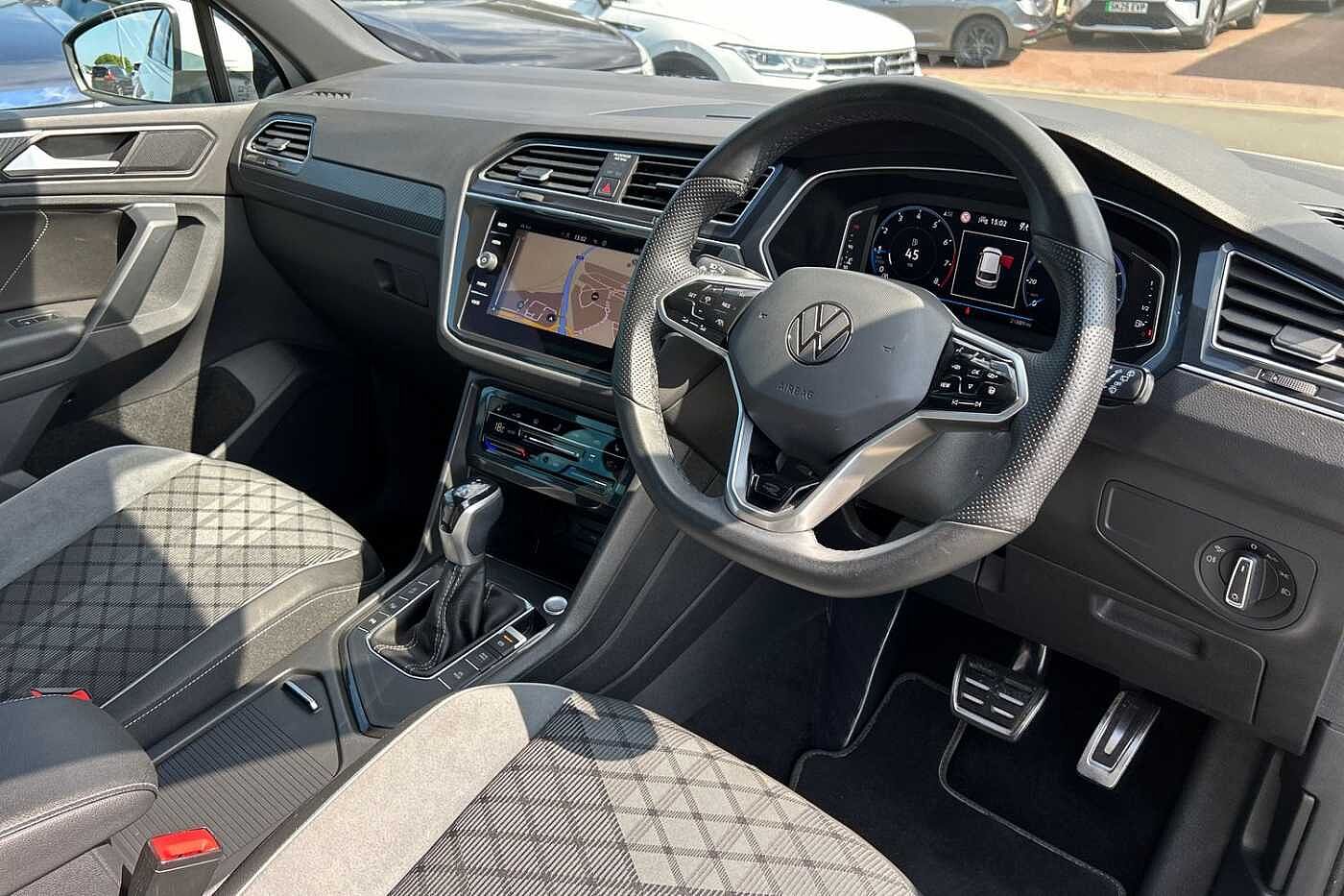 Volkswagen Tiguan 1.5 TSI (150ps) R-Line Edition EVO DSG
