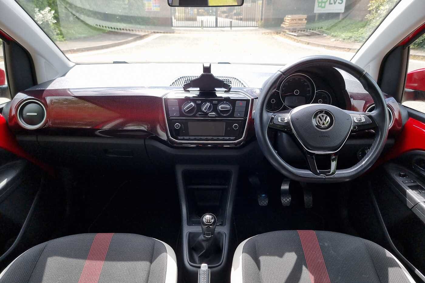 Volkswagen up! Up 2016 1.0 75PS High 5Dr