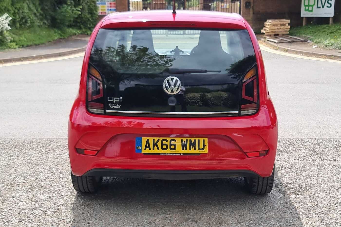 Volkswagen up! Up 2016 1.0 75PS High 5Dr