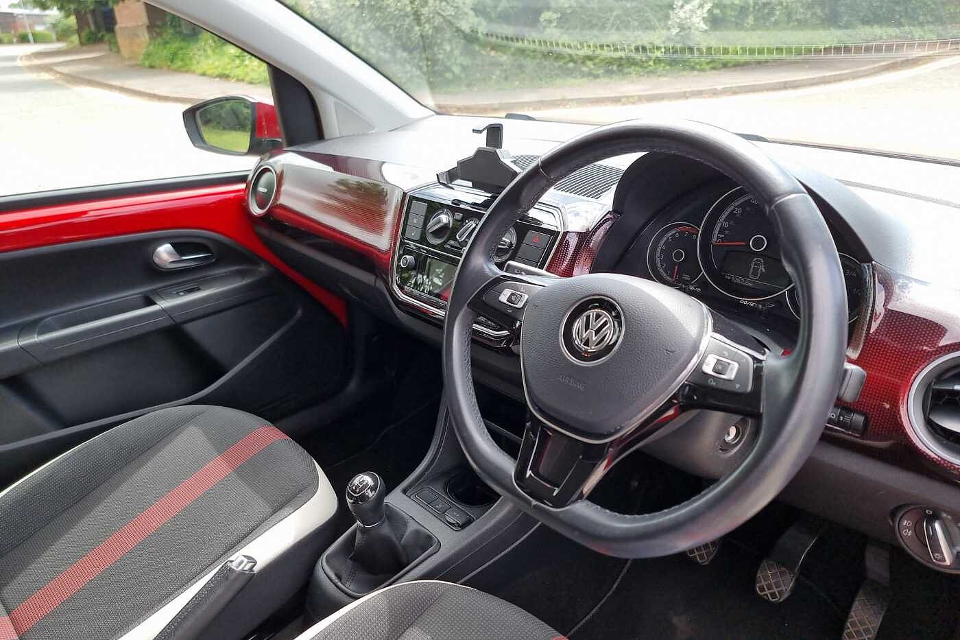 Volkswagen up! Up 2016 1.0 75PS High 5Dr