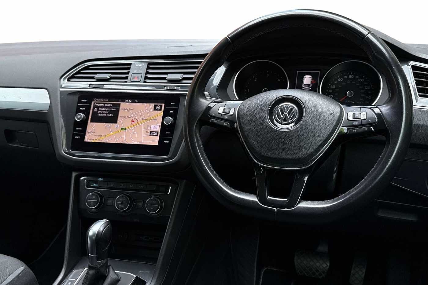 Volkswagen Tiguan 2.0 TDI SE Navigation SUV 5dr Diesel DSG Euro 6 (s/s) (150 ps)