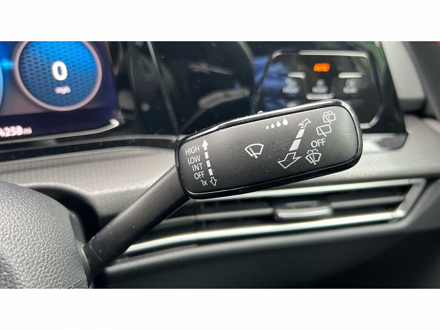 Volkswagen Golf 2.0 TSI GTI TCR 290ps DSG 5Dr