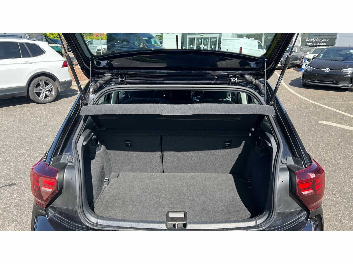Volkswagen Polo MK6 Facelift (2021) 1.0 TSI 95PS Life DSG