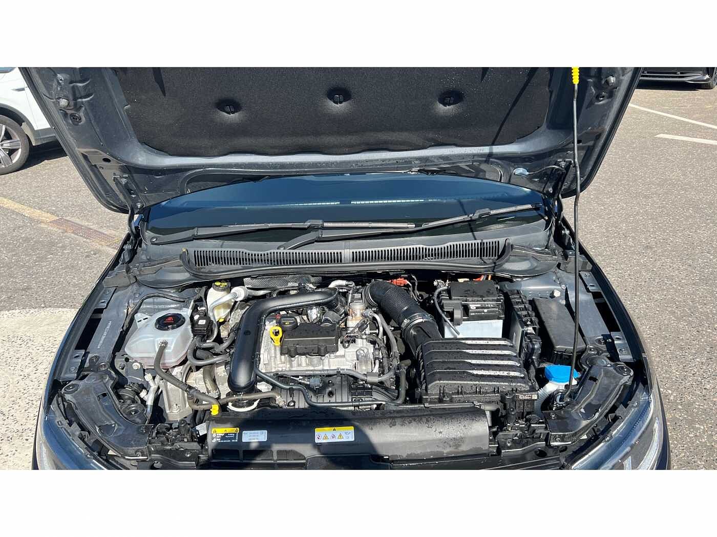 Volkswagen Polo MK6 Facelift (2021) 1.0 TSI 95PS Life DSG