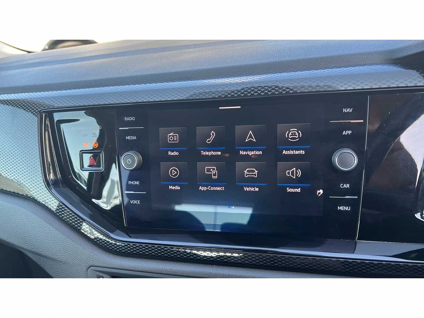 Volkswagen Polo MK6 Facelift (2021) 1.0 TSI 95PS Life DSG