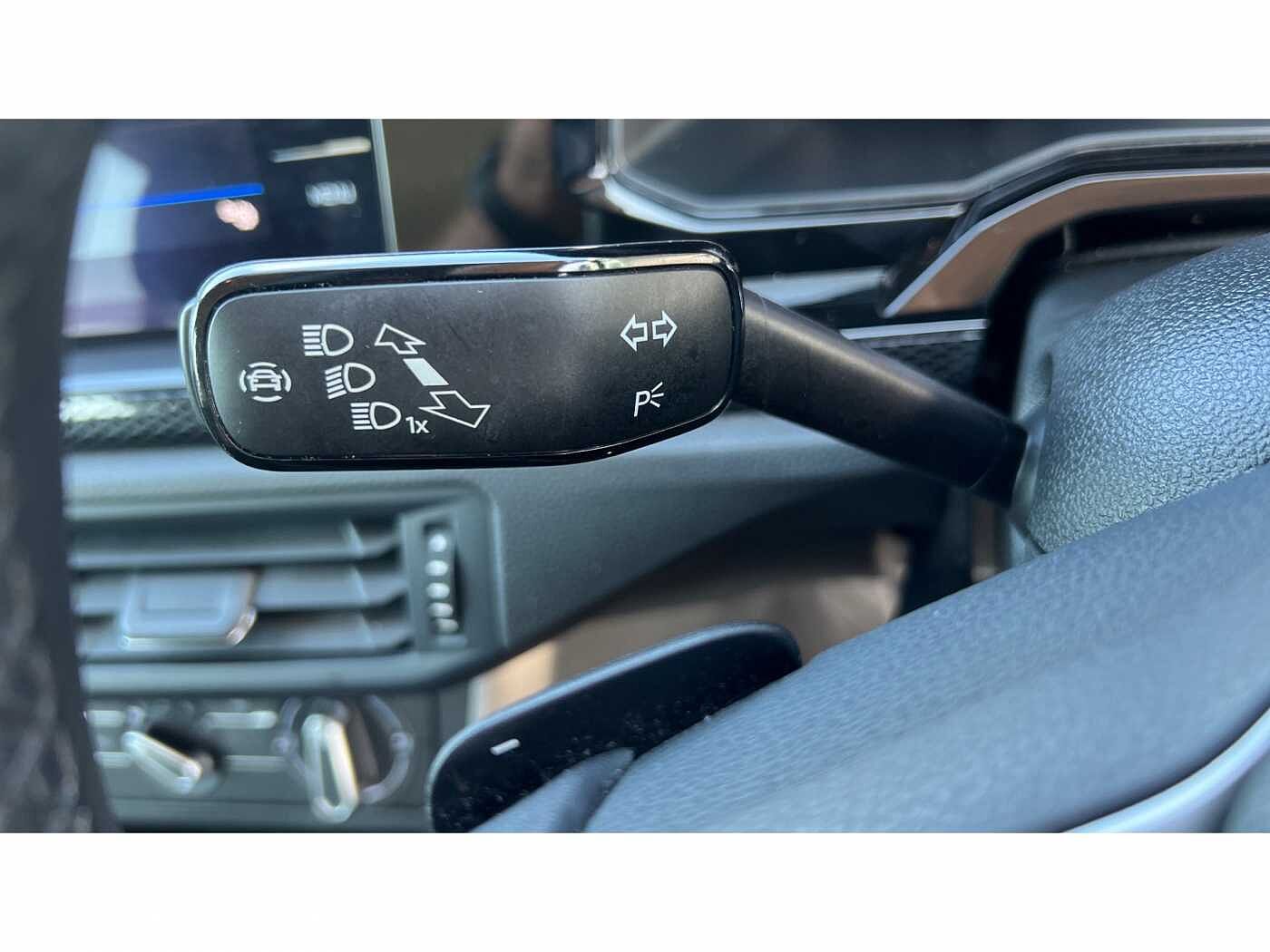 Volkswagen Polo MK6 Facelift (2021) 1.0 TSI 95PS Life DSG