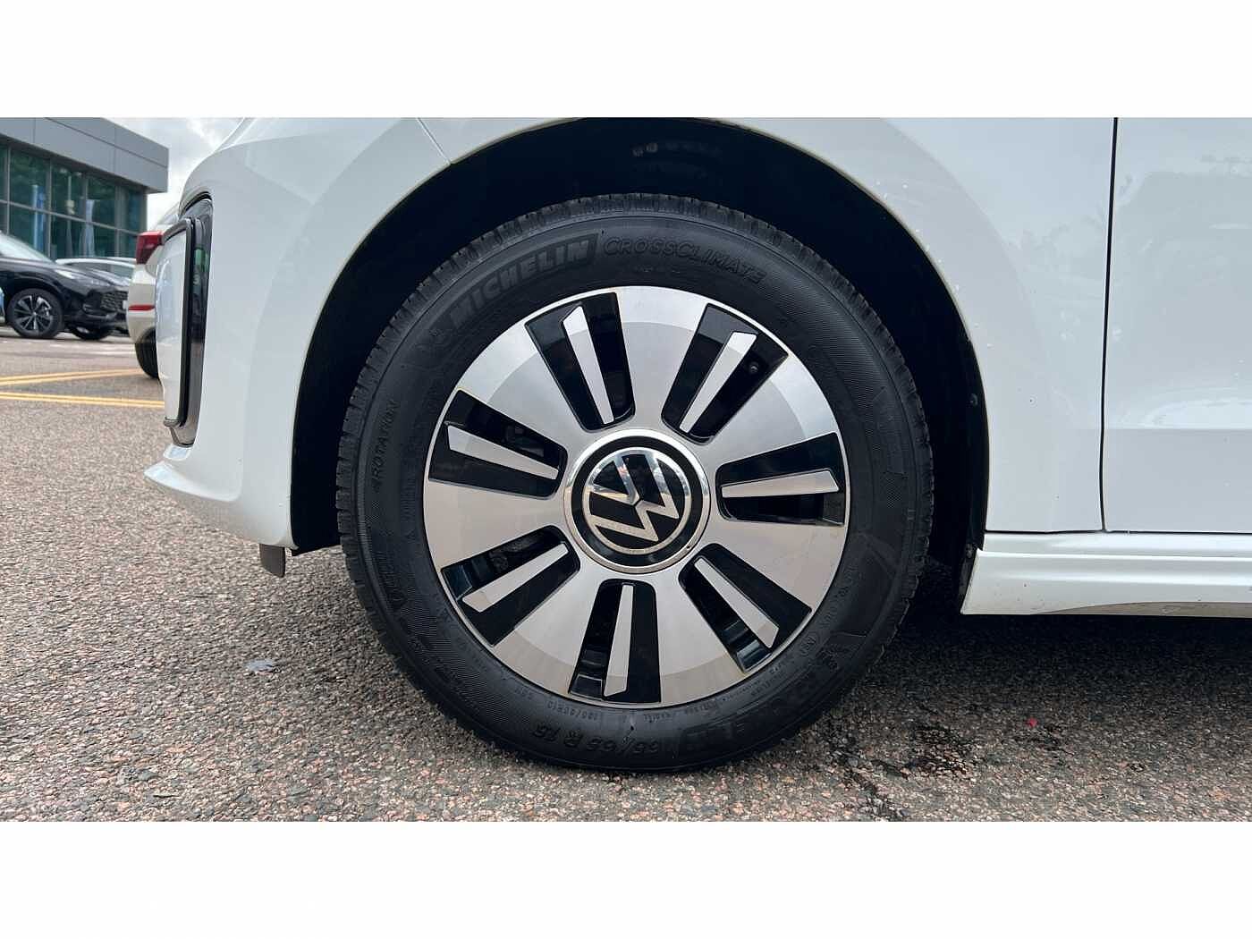 Volkswagen up! e-up Facelift 2 82PS BEV Automatic Hatchback 5Dr