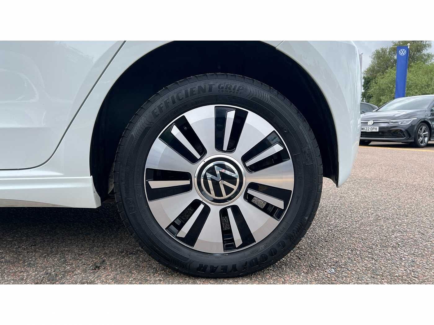 Volkswagen up! e-up Facelift 2 82PS BEV Automatic Hatchback 5Dr