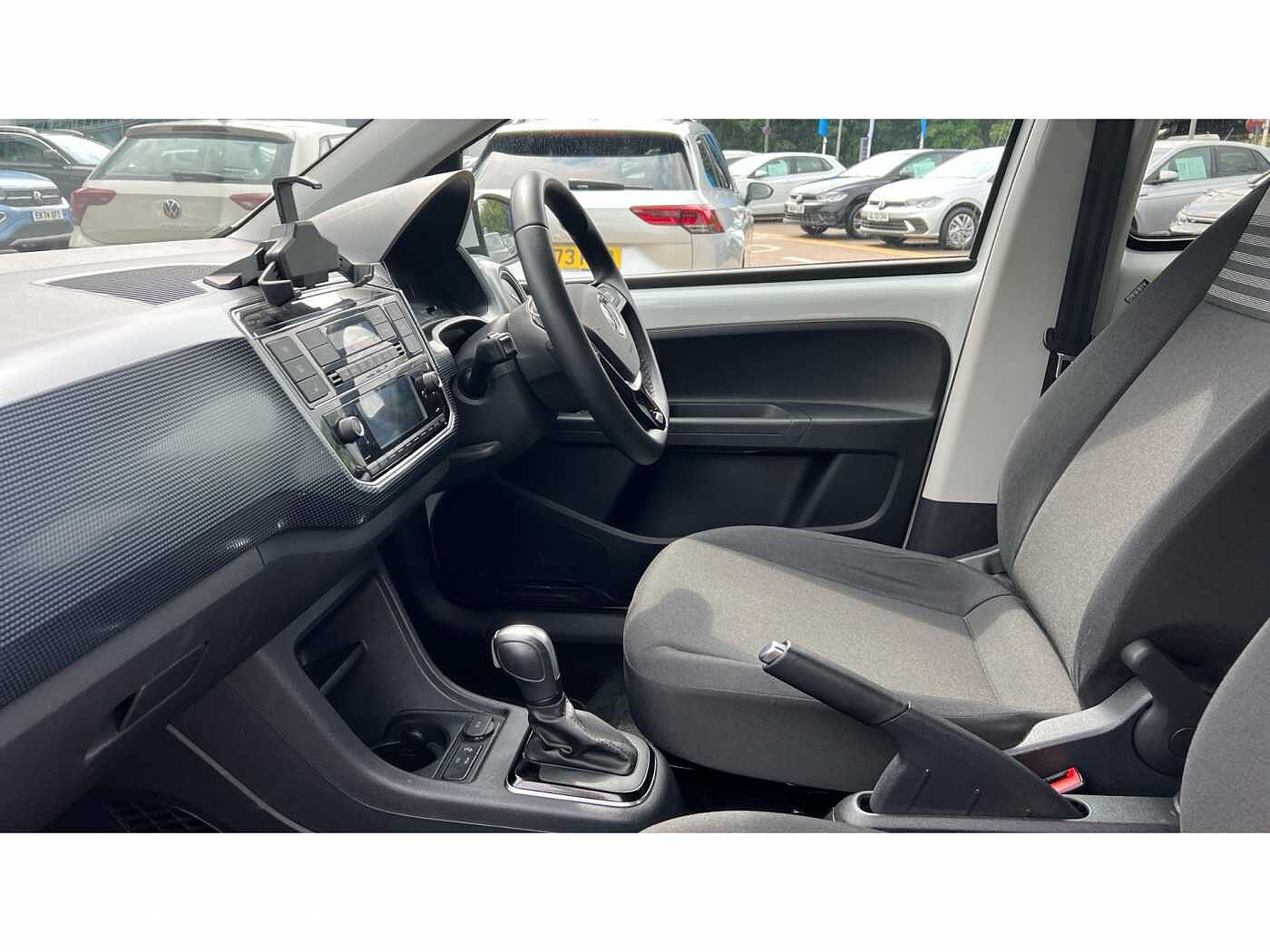 Volkswagen up! e-up Facelift 2 82PS BEV Automatic Hatchback 5Dr