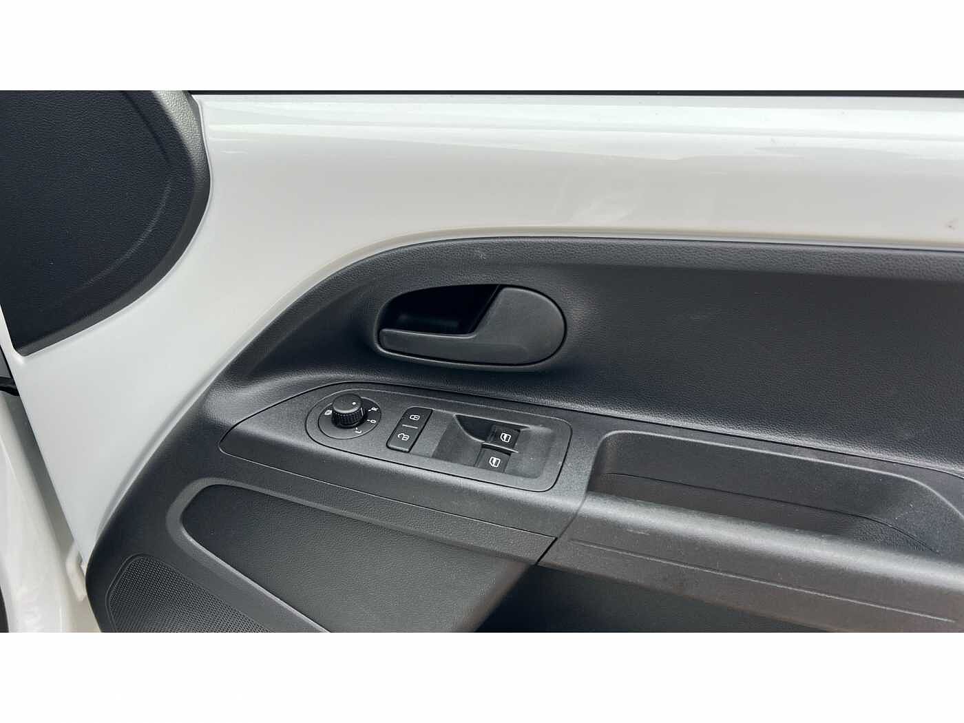 Volkswagen up! e-up Facelift 2 82PS BEV Automatic Hatchback 5Dr