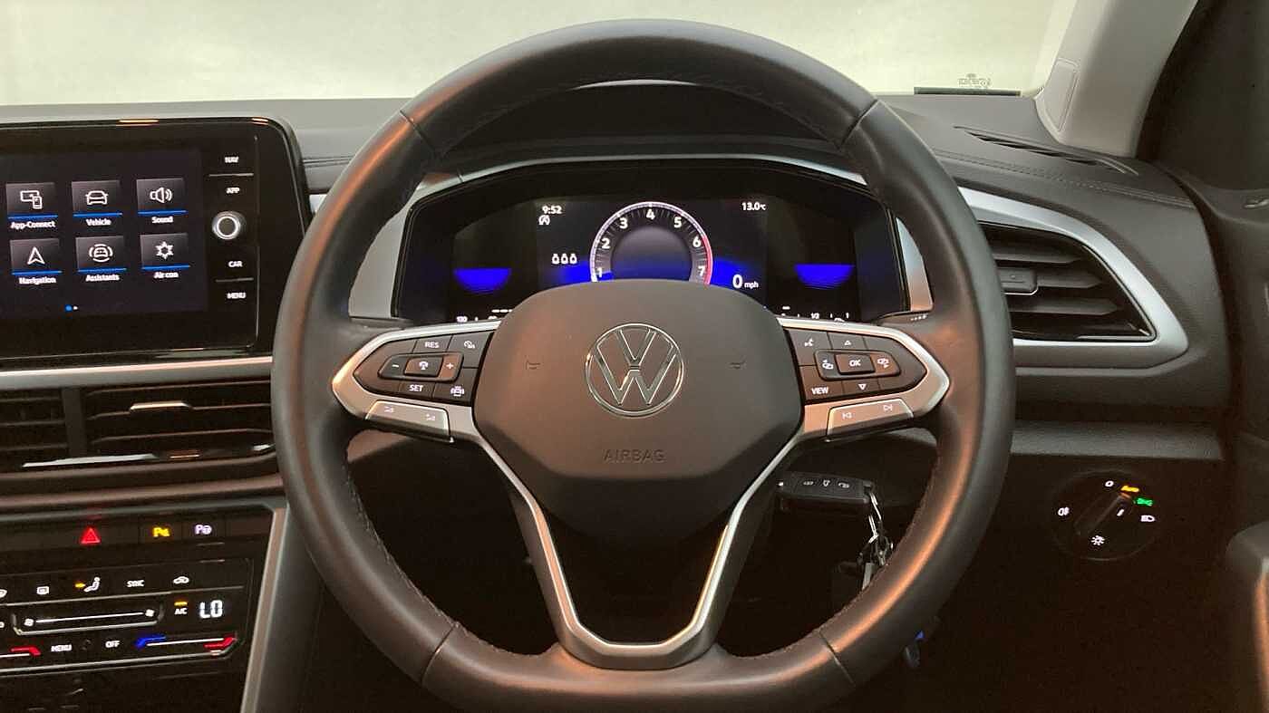 Volkswagen T-ROC Mark 1 Facelift (2022) 1.0 TSI Life 110PS