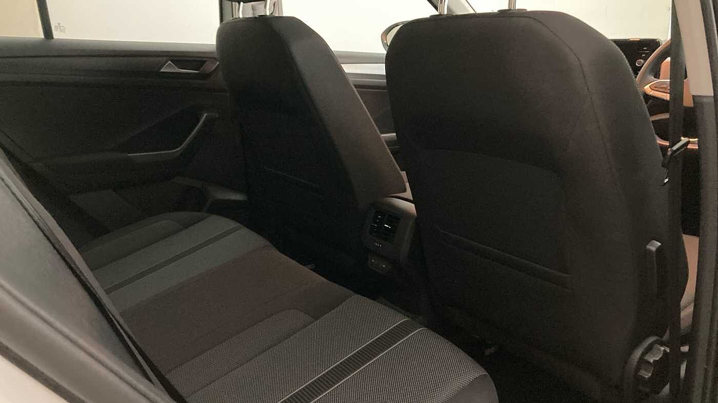 Volkswagen T-ROC Mark 1 Facelift (2022) 1.0 TSI Life 110PS