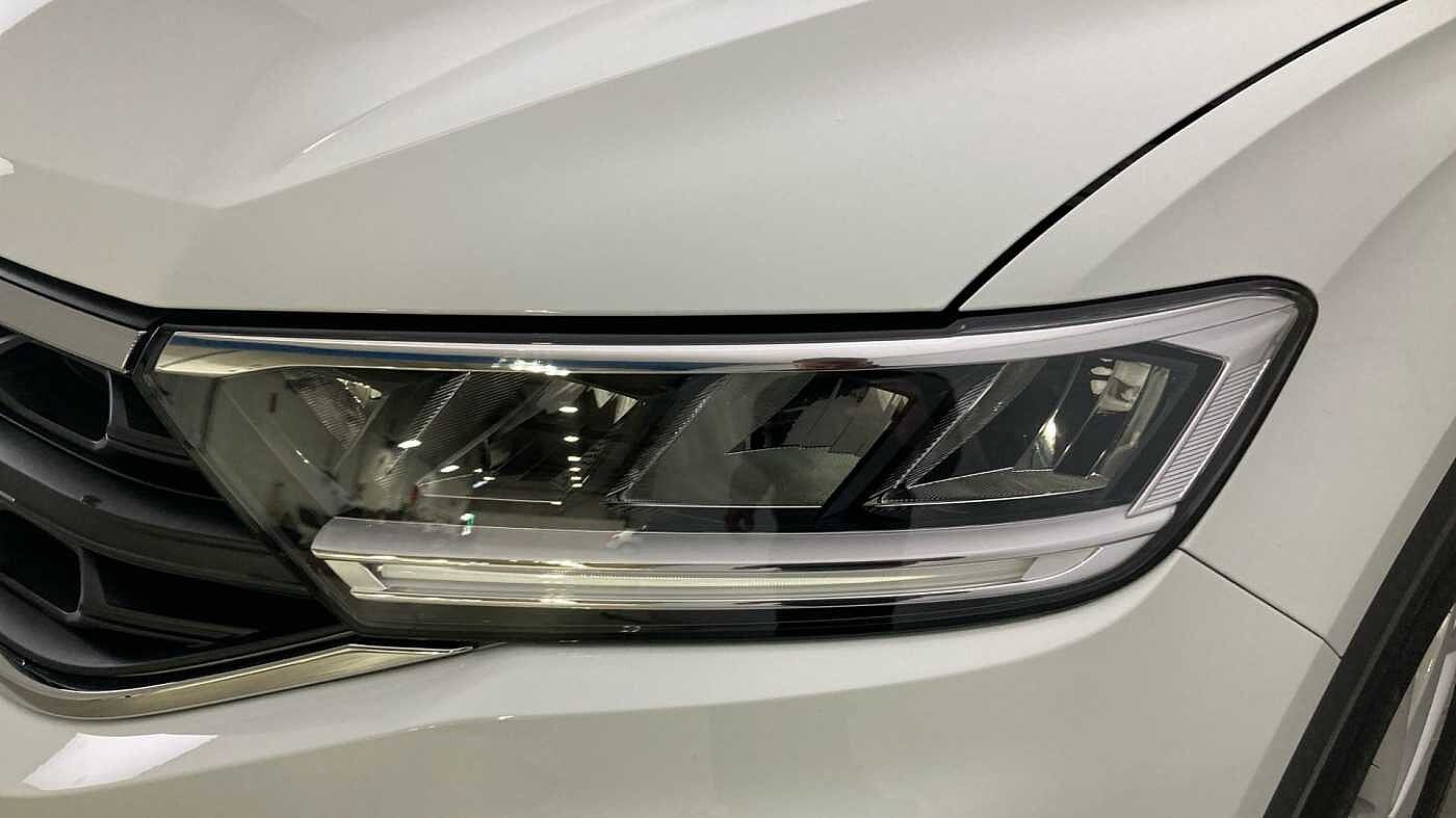 Volkswagen T-ROC Mark 1 Facelift (2022) 1.0 TSI Life 110PS