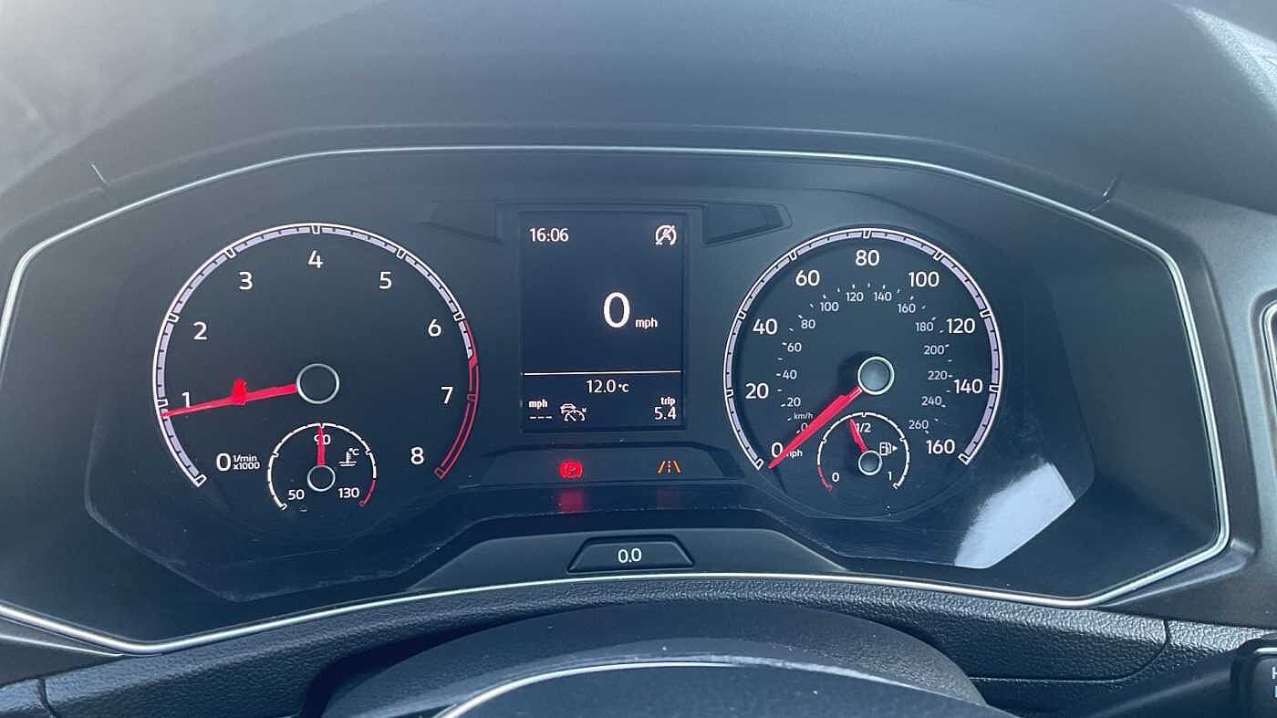 Volkswagen T-ROC 2017 1.0 TSI SE 115PS