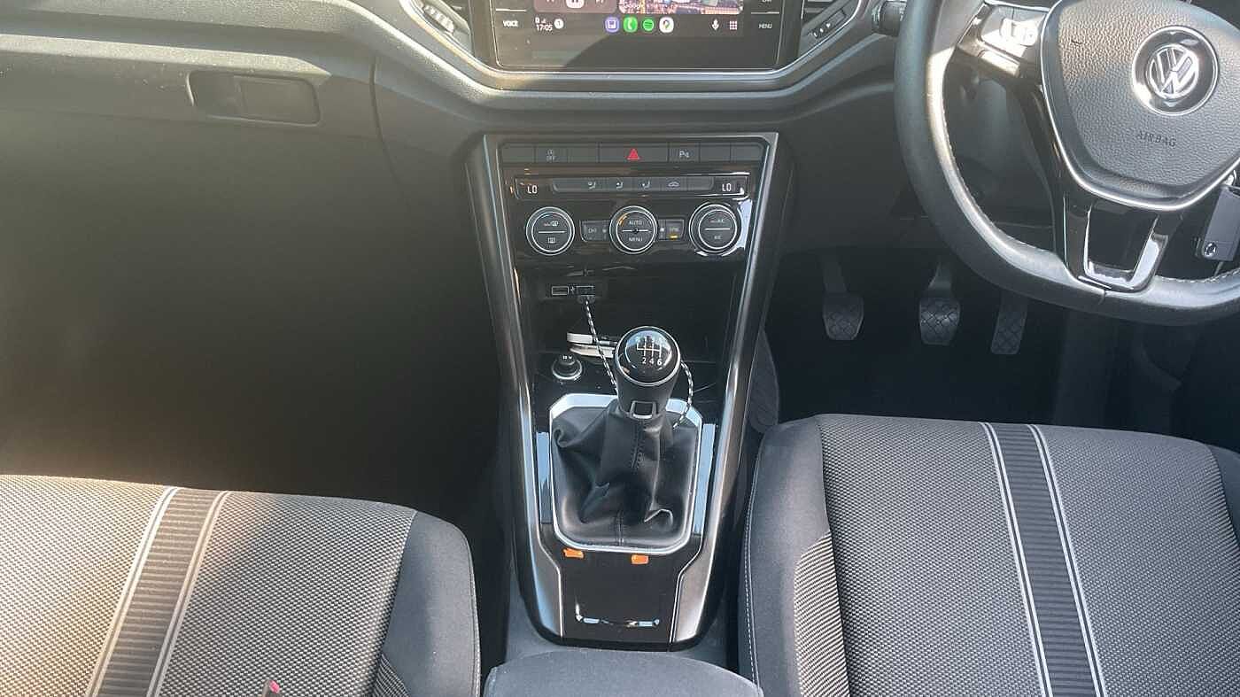 Volkswagen T-ROC 2017 1.0 TSI SE 115PS