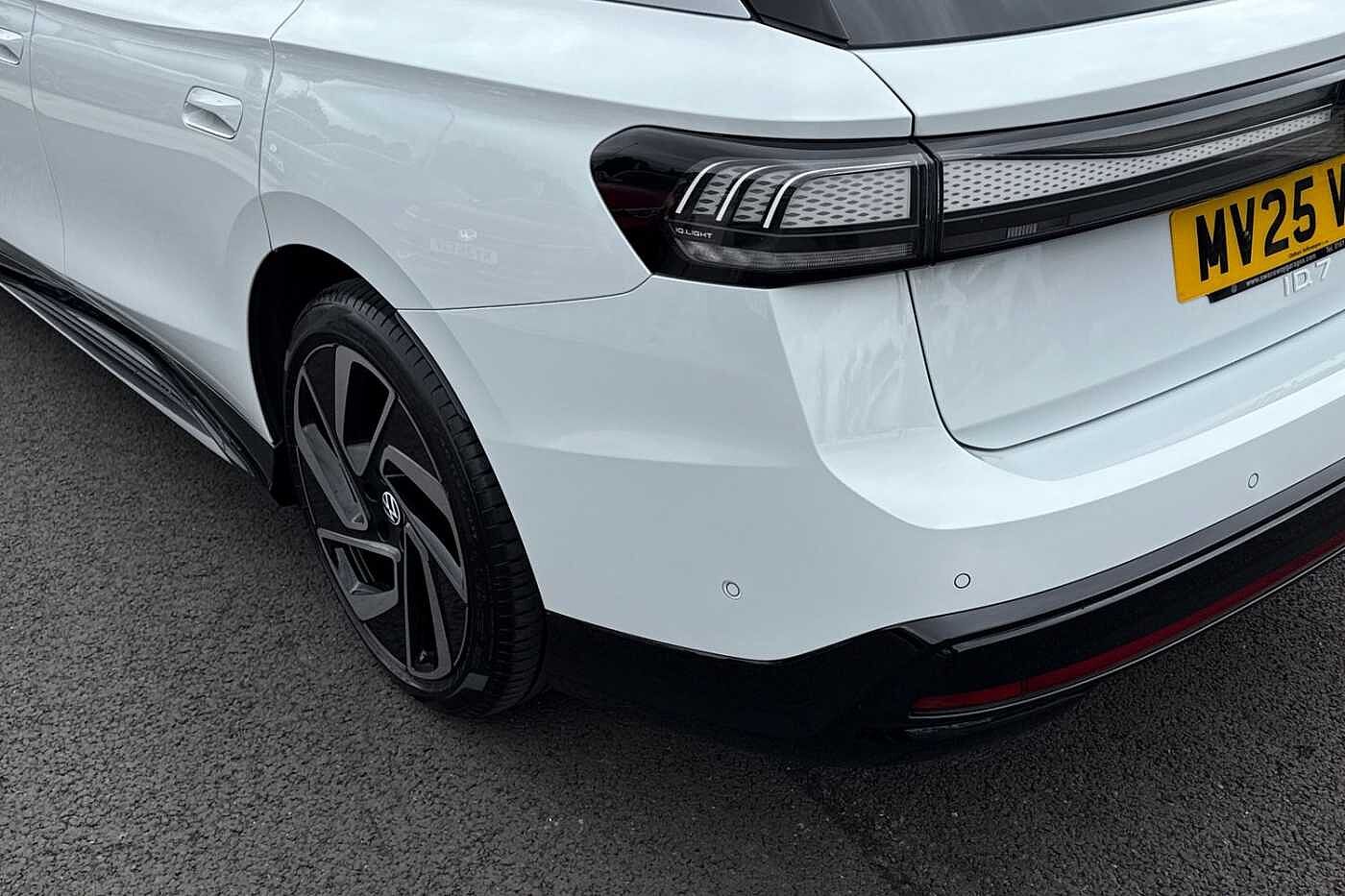 Volkswagen ID.7 Tourer