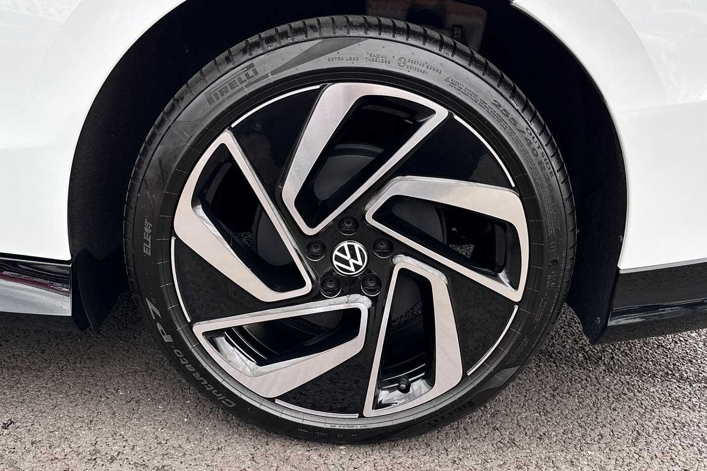 Volkswagen ID.7 Tourer