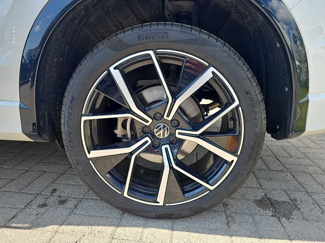 Volkswagen Tiguan Estate 1.5 TSI 272 eHybrid R-Line 5dr DSG