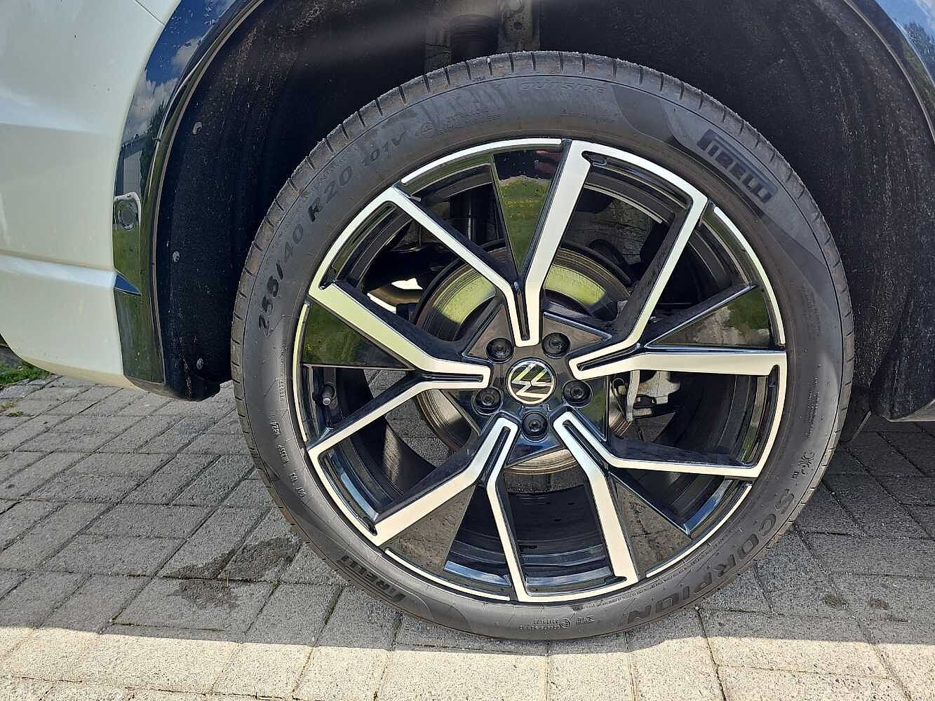 Volkswagen Tiguan Estate 1.5 TSI 272 eHybrid R-Line 5dr DSG
