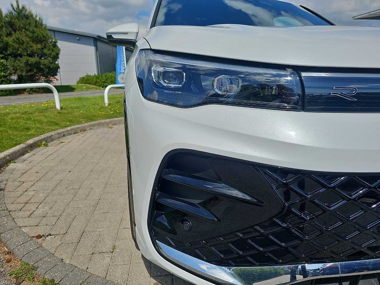 Volkswagen Tiguan Estate 1.5 TSI 272 eHybrid R-Line 5dr DSG