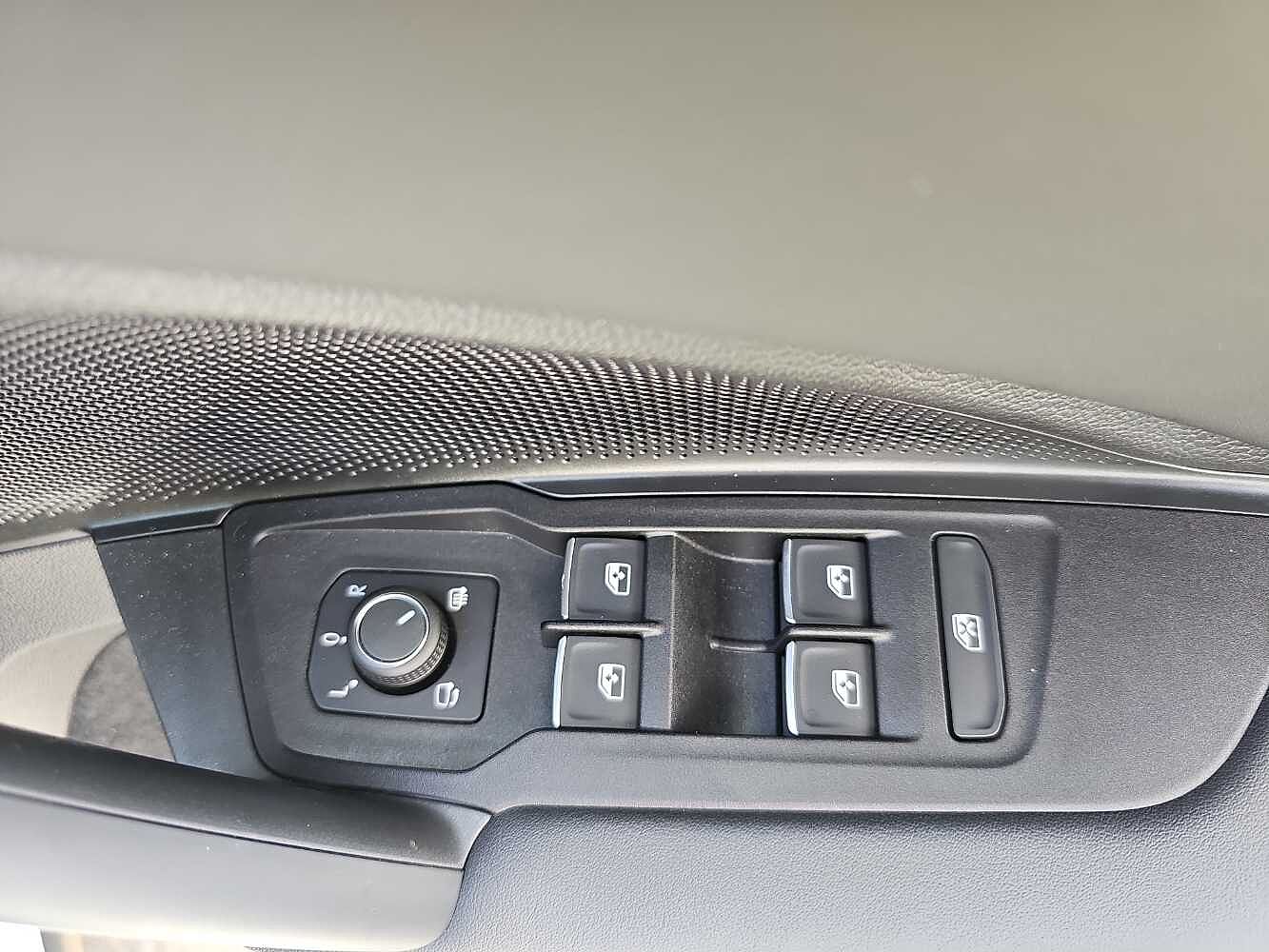 Volkswagen Tiguan Estate 1.5 TSI 272 eHybrid R-Line 5dr DSG