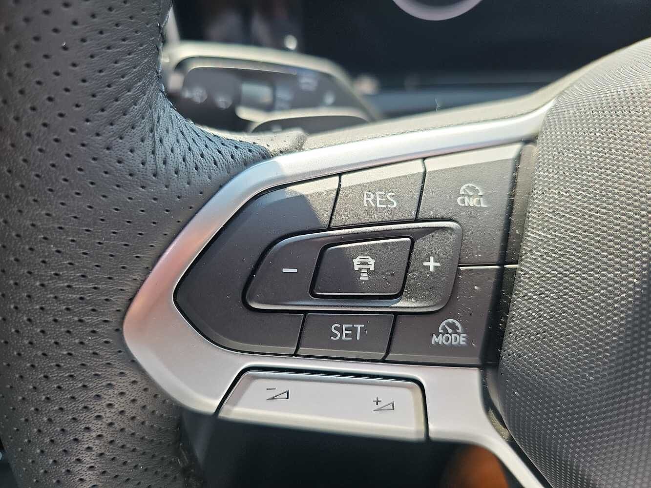 Volkswagen Tiguan Estate 1.5 TSI 272 eHybrid R-Line 5dr DSG