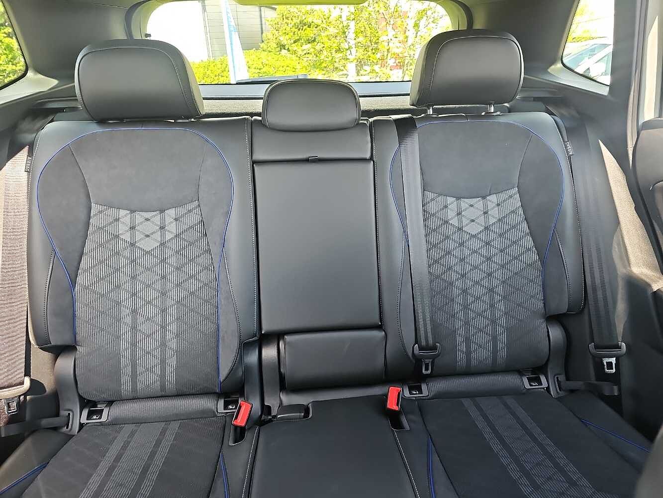 Volkswagen Tiguan Estate 1.5 TSI 272 eHybrid R-Line 5dr DSG