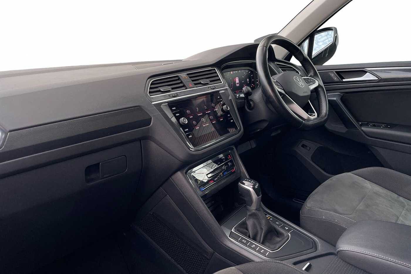 Volkswagen Tiguan 1.5 TSI Elegance SUV 5dr Petrol DSG Euro 6 (s/s) (150 ps)
