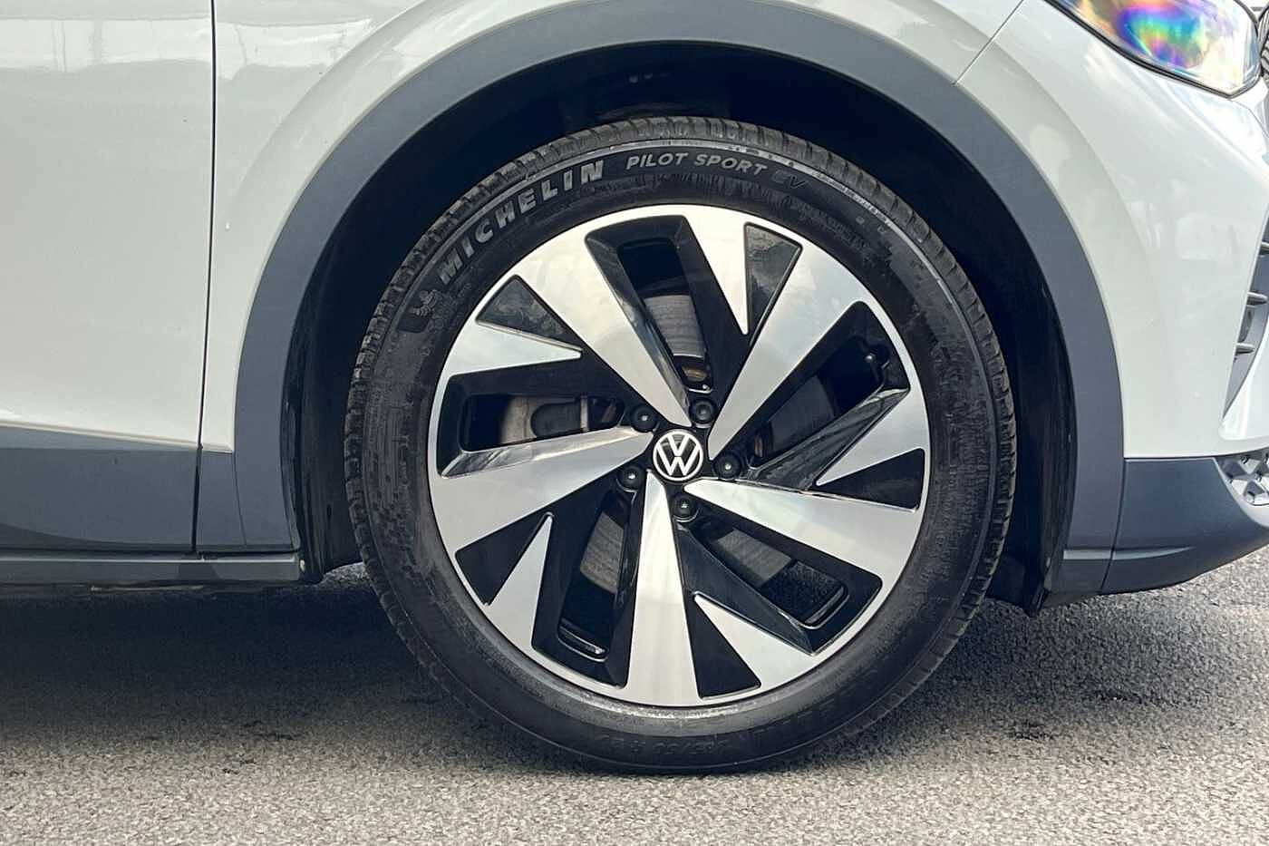 Volkswagen ID.4 1ST Edition 77kWh Pro Performance 204PS Auto